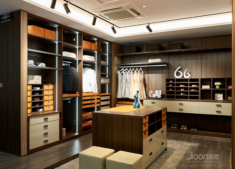 名豪家具
